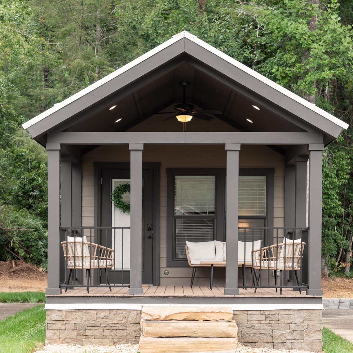 49LS-105_Chaba_Exterior_Sept-2023_05_web