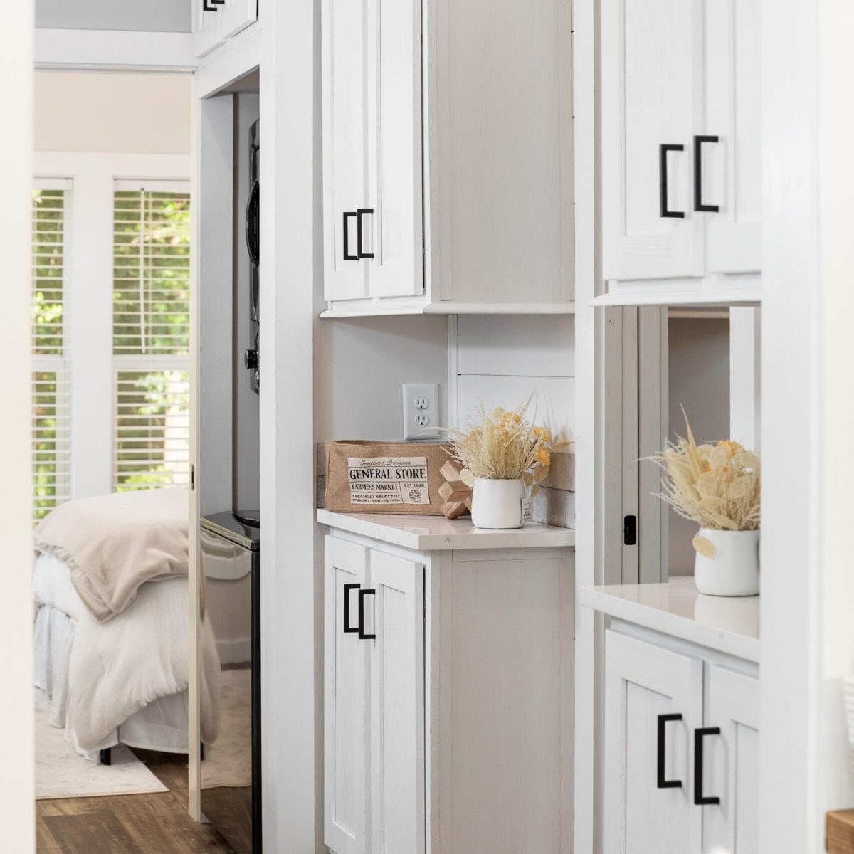 49LS-105_Chaba_Kitchen_Sept-2023_10_web-scaled